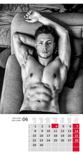 Lade das Bild in den Galerie-Viewer, Men Kalender 2026 | Schwarz/Weiß
